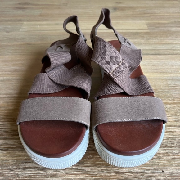 MIA Gizela Wide-Strap Sandals Women’s 8.5 Brown Platform Modern Comfort Shoe - Picture 7 of 11